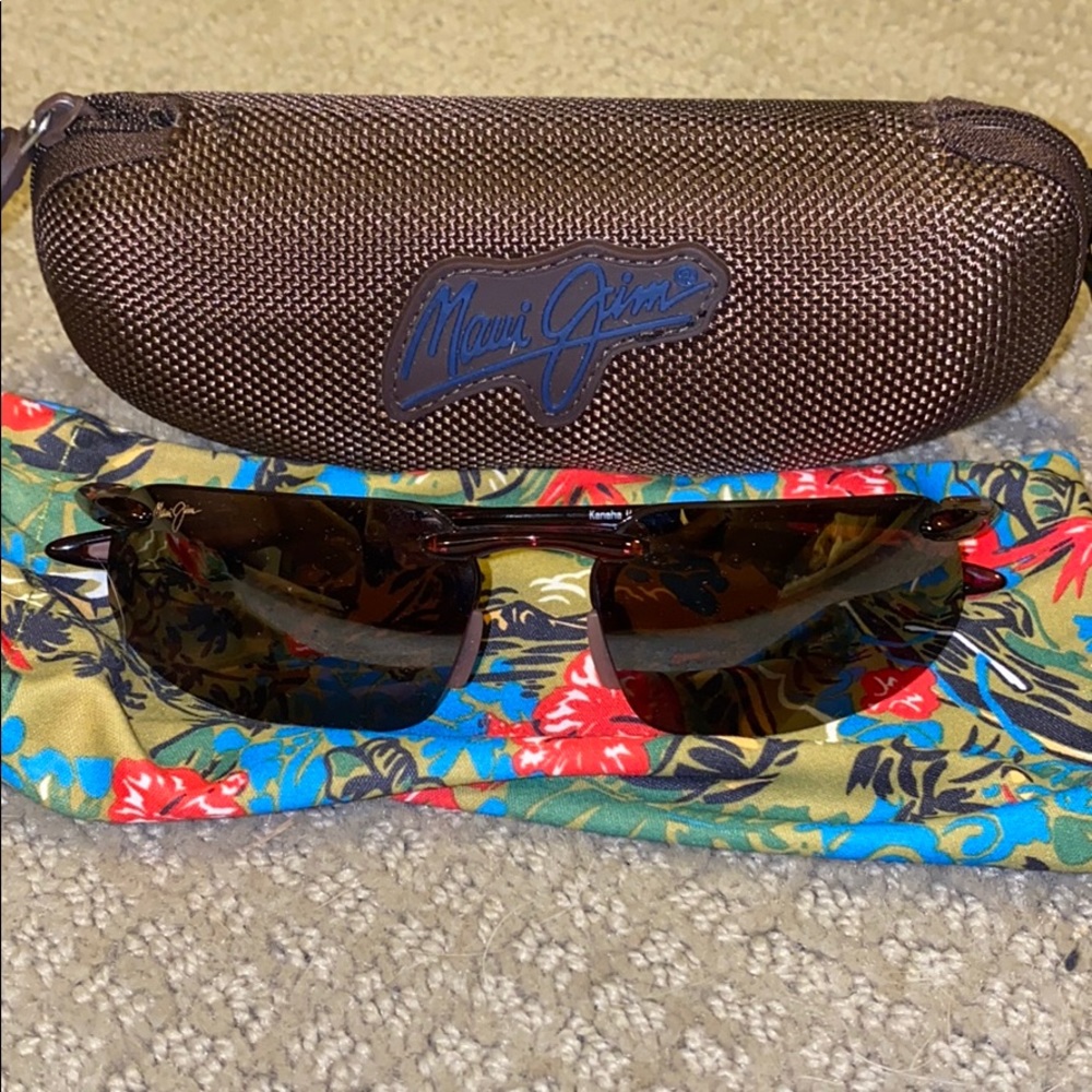 Maui Jim Kahana. NEVER WORN.